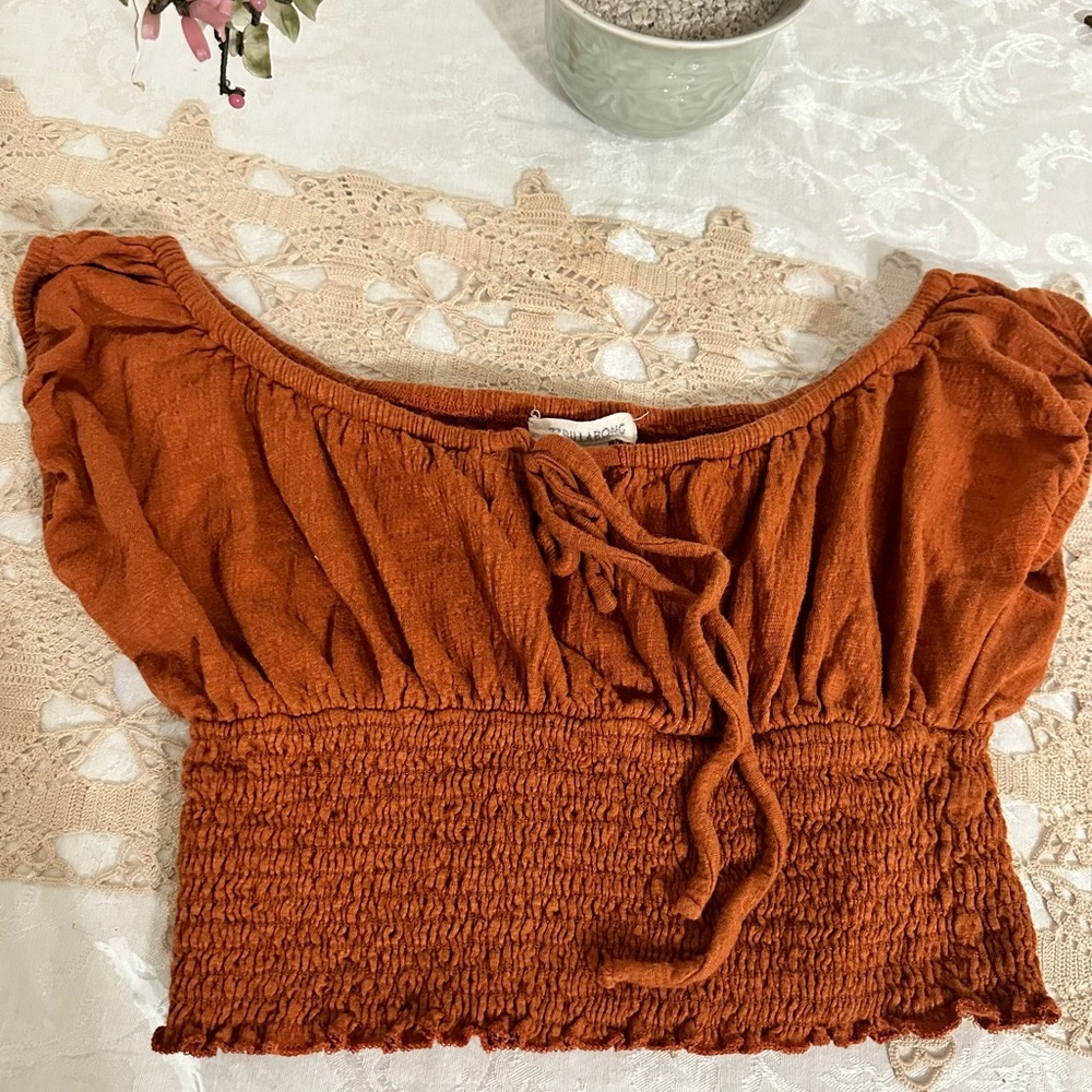 BILLABONG‼️Off Shoulder Crop Top